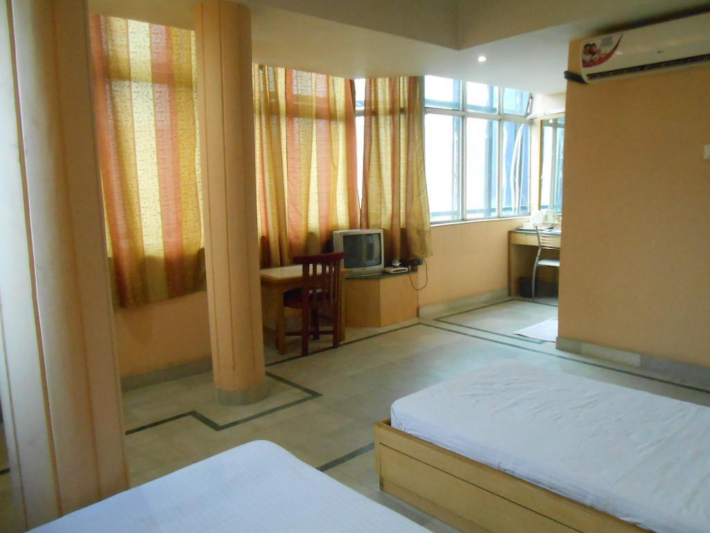 Kings Crown Salt Lake Calcuta Habitación foto